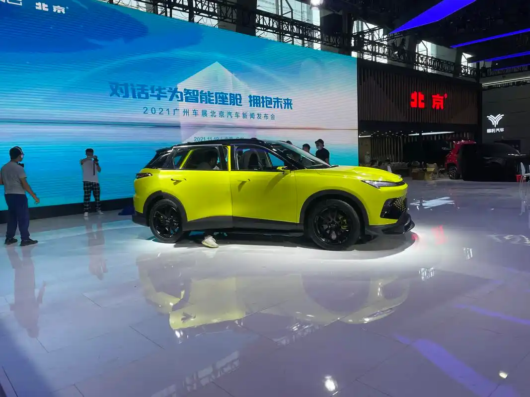 2021广州车展:北京汽车c52x正式发布中文名魔方