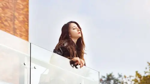 迪丽热巴明星风尚壁纸13