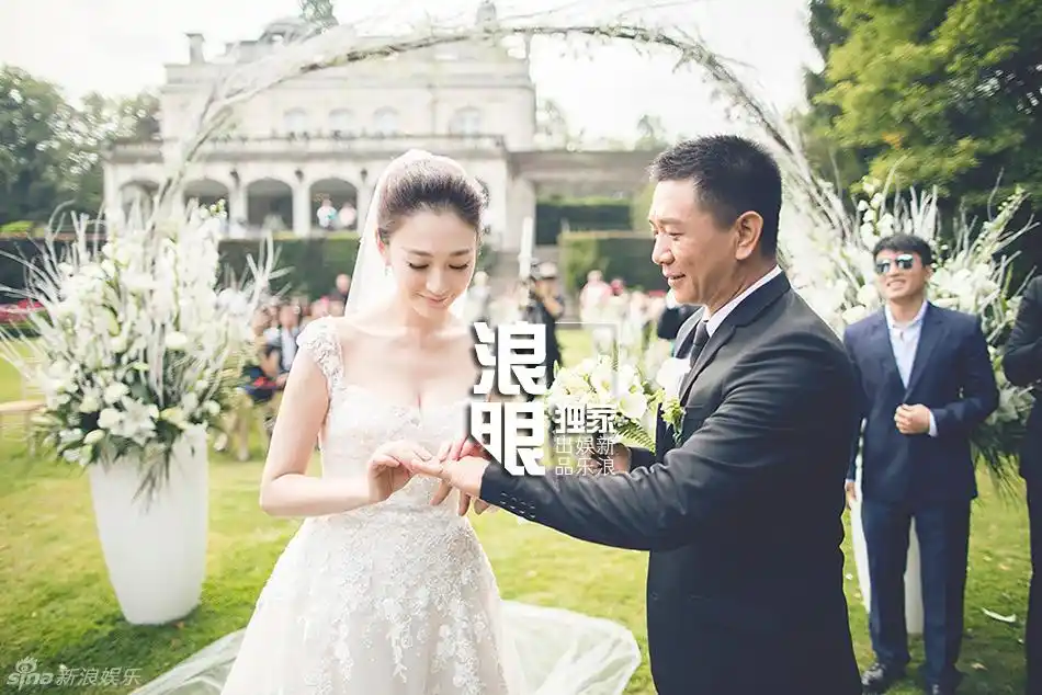 李小冉与老公徐佳宁秘密举行婚礼