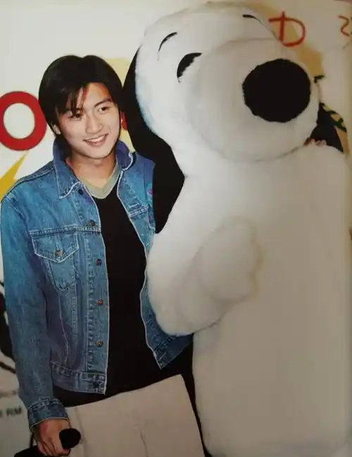 谢霆锋_骨骼_带着