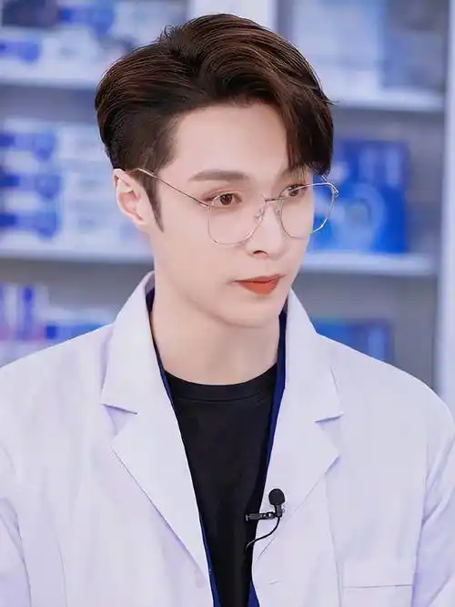 张艺兴工作室再回应,粉丝的影响力到底有多大_进行_母亲_本人