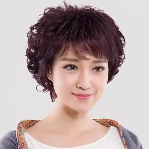 50岁女人的冻龄发型,年轻还好打理