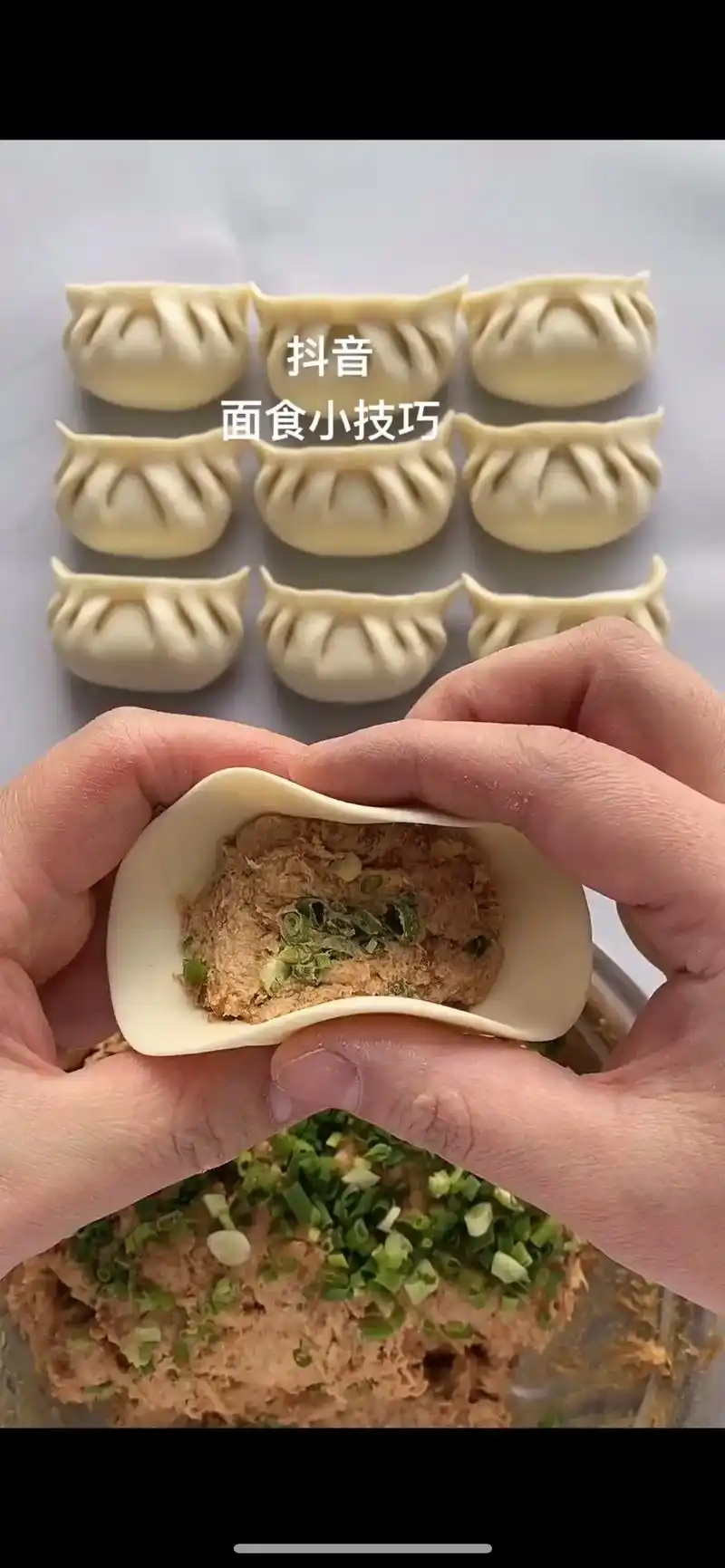 简单易学的饺子包法,快来露一手吧!#简单好学一看就会的包饺子 - 抖音