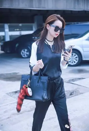 明星同款丨女神们最爱的包包原来有这些!