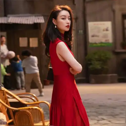 过年喜庆女装新年衣服战袍本命年时尚红色流金岁月倪妮同款连衣裙