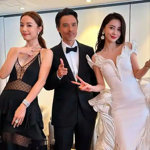 舒淇48岁庆生冯德伦曝旧照耍花腔与angelababy搭档暴露情商