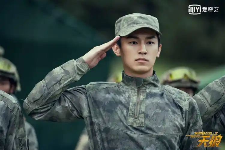 杨旭文《反恐特战队之天狼》今晚收官 "狼性"少年形象频获赞