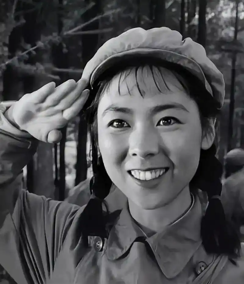 在《英雄儿女》这部电影中!