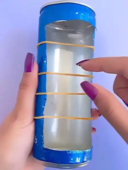 一个易拉罐,几根橡皮筋,就可以制作出一个小乐器!-度小视