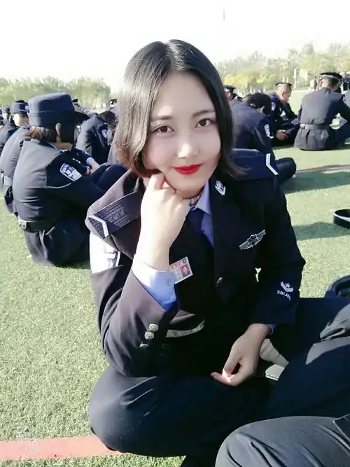 100张  #藏蓝青春  我的2014——2020年警校生活 - 抖音
