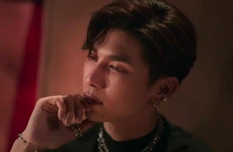 今天我的嗓子是给缪苏帕的