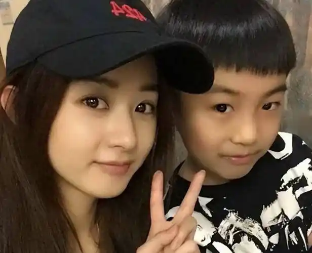 赵丽颖和冯绍峰再婚了吗?