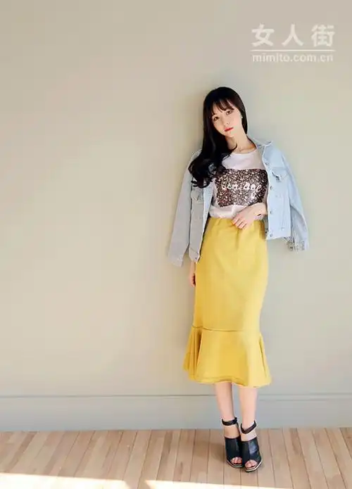 矮个女生穿衣搭配最新时尚韩版女装穿搭秀