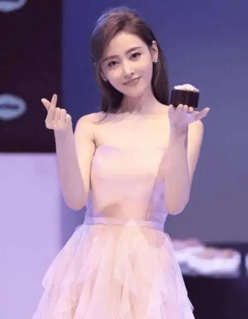 身高1米5娱乐圈有哪些被误认为个子很高但其实很矮的明星