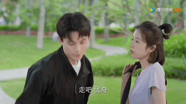 周雨彤,别再"收割"了!内娱的高富帅都已尽数被你"收入帐下"