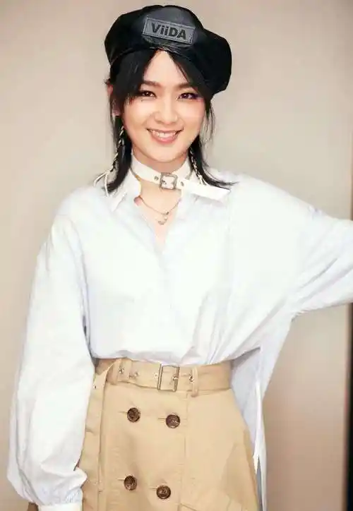 周笔畅 时尚(也可以很美——周笔畅的华丽转身) - 美文分享 - 云科网