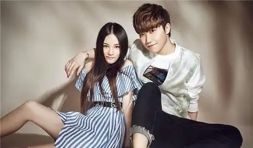 原创汪苏泷被曝和女子拥吻许嵩也曾被传绯闻网络音乐巨头为何轮番陷入