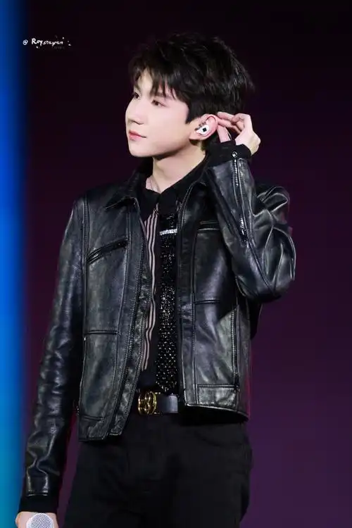 王源超话#王源绿海#    白月光留学归来 竟…    07@tfboys-王源