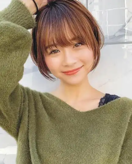 发量少大圆脸女生发型