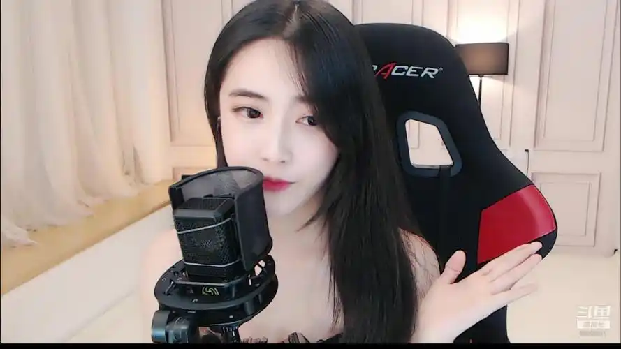 淼淼喵酱呀_20190801_哔哩哔哩 (゜-゜)つロ 干杯~-bilibili