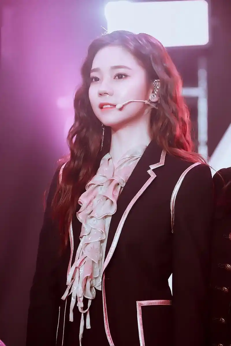 精美图集|甜美迷人张紫宁