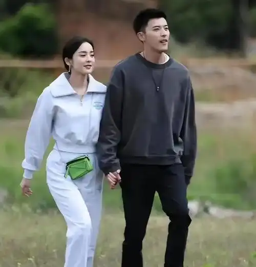 古力娜扎和徐开骋恋情曝光却被网友嘲讽眼光差