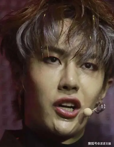 王一博的颜值为什么忽高忽低?其实见了他纯素颜的人,就明白了