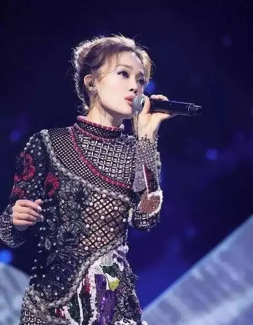 容祖儿容祖儿个人资料简介及最新图片写真