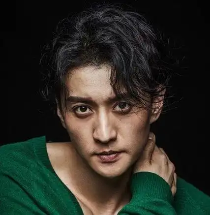 长脸男生适合什么短发型图片_长脸适合什么发型男生短发发型图片