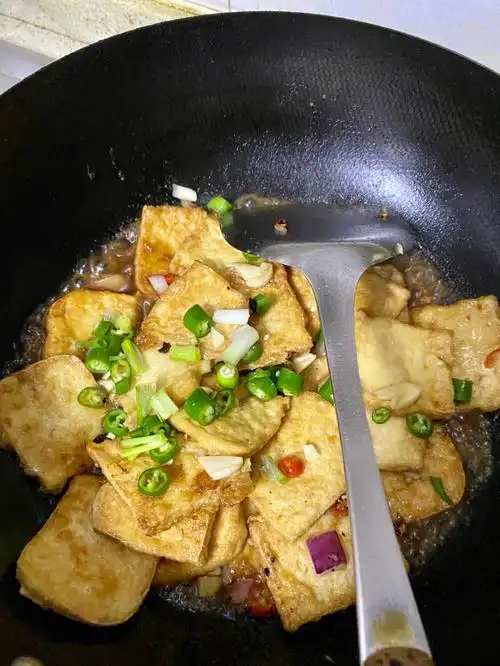 家常菜比肉还好吃的香煎脆皮豆腐