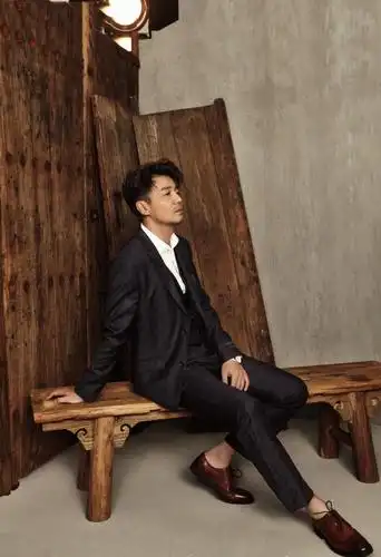 中国内地影视男演员雷佳音