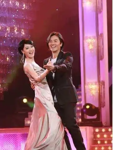 前脚被央视退回后脚绯闻缠身前央视主持人王冠到底得罪了谁