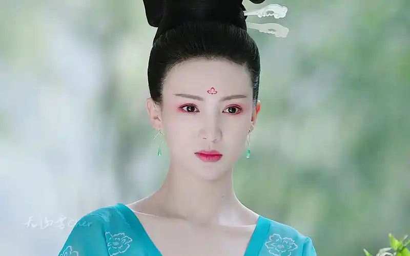 【萌妃驾到】金晨古装个人向‖步萌 这个萌妃既甜又搞笑