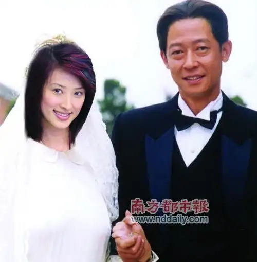 河北新闻网(瓶瓶)10月26日零时许,知名演员王志文被交警查出酒后