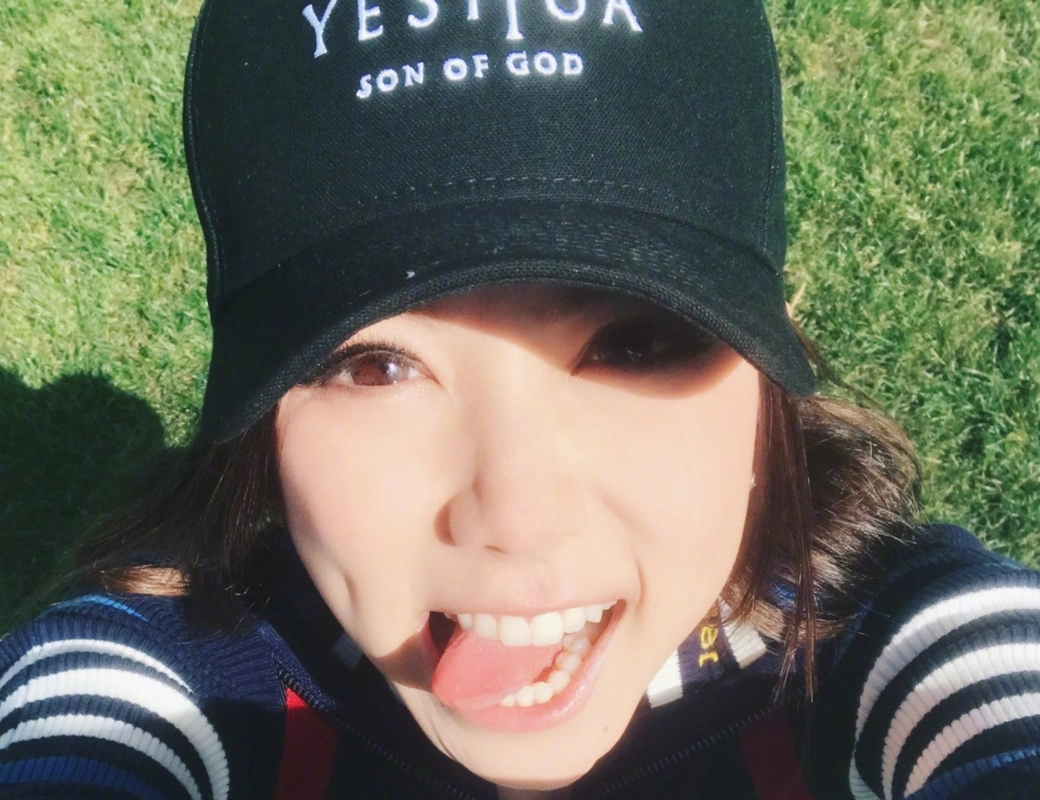 邓紫棋自创新绝招"吐舌头",你学会了没?