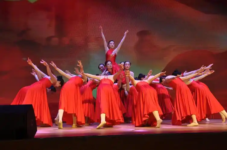 公司举行2020年迎春联欢会