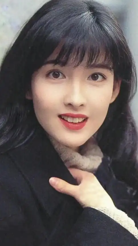 手机壁纸周慧敏