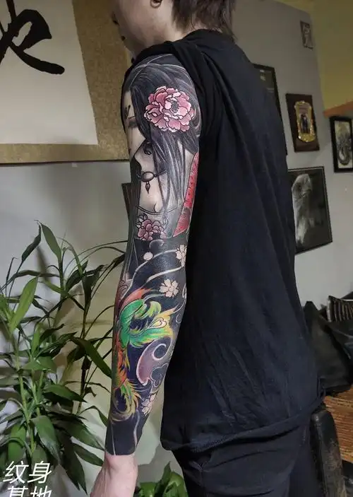 修改作品花臂纹身图片老传统纹身图案