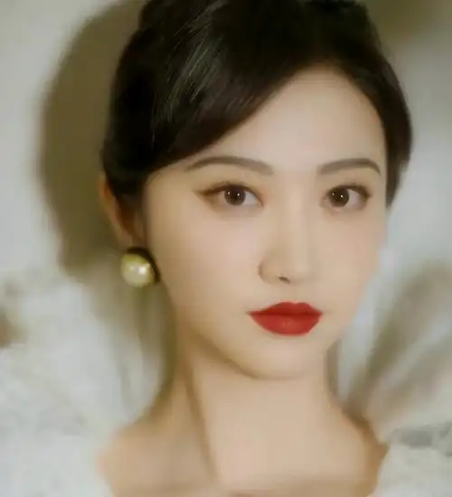 被称为人间富贵花个个有福气这8位女明星太幸运了