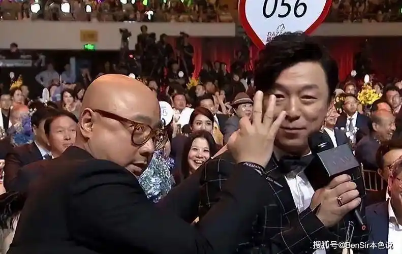 华谊只剩兄弟,马云:王中军是我见过最懒的ceo_冯小刚_黄渤_电影