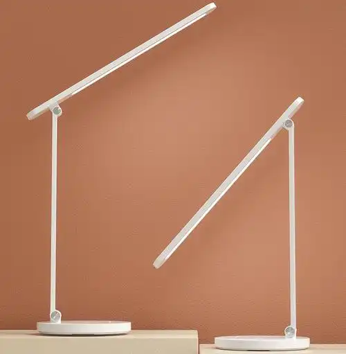 儿童台灯,想必大家都不会陌生了,一些学生是经常用得到的一种小电器