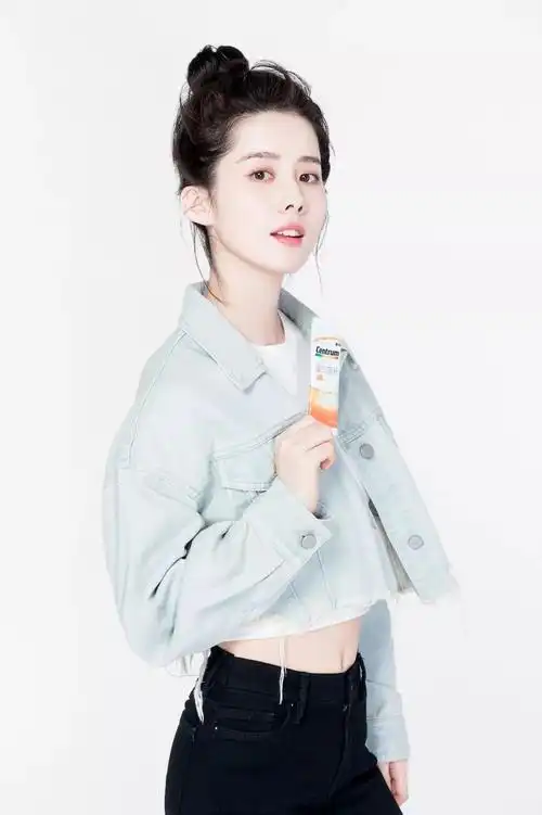 8女神节优惠呢,每满299减100,最高可减500元哦,还能get 3.