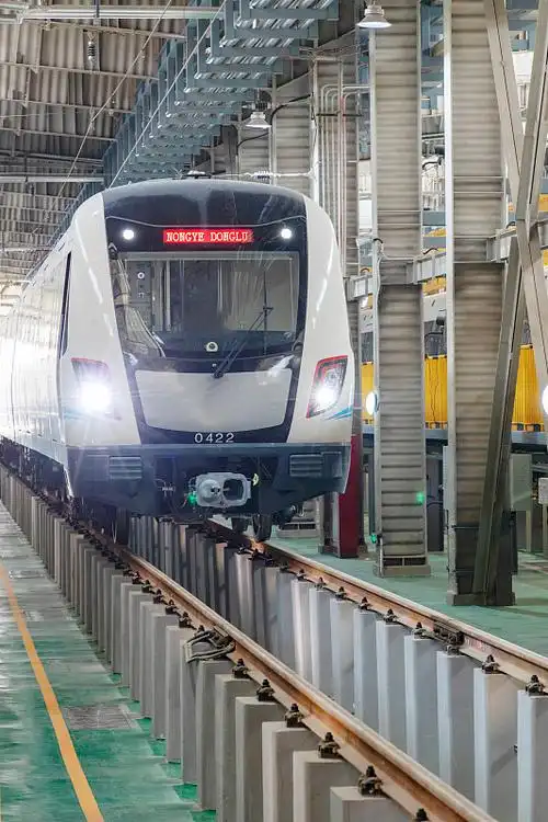 郑州地铁4号线地铁列车图片下载