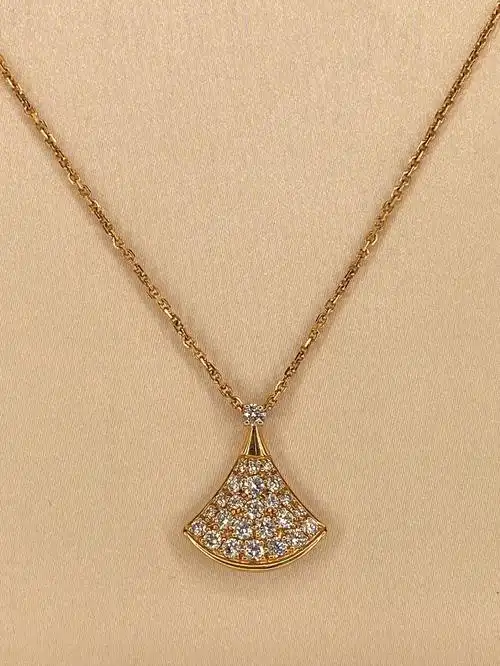 宝格丽满钻扇子项链真希望姐妹们人手一条