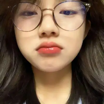 看起来纯欲干净的可爱女生头像 抖音超火网红妹子头像图片大全_女生