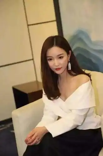 p>朱宸慧,昵称 a target="_blank" href="/item/雪梨/53928453" data