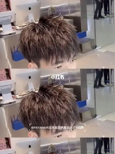 钢夹烫发型图片钢夹烫发型钢夹烫发型图片男纹理钢夹烫男生卷发发型