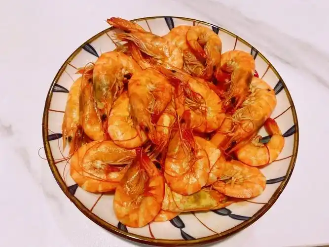 做法简单零失败的家常菜推荐:油焖大虾,清炒木耳菜,肉沫炒豆角