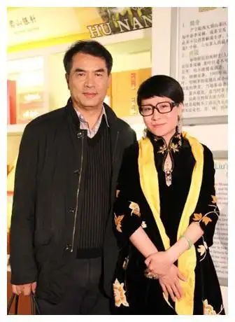 老干部廖京生对二婚患脑瘤的何晴不离不弃如今生活的怎样