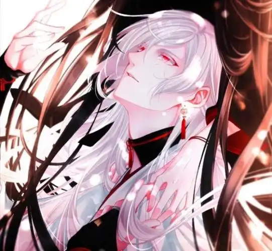 出单蓝发粉蓝色银发少年